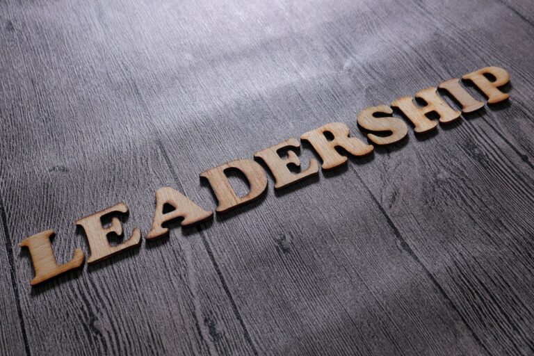 Cómo convertirse en un buen líder: estrategias y consejos prácticos de liderazgo
