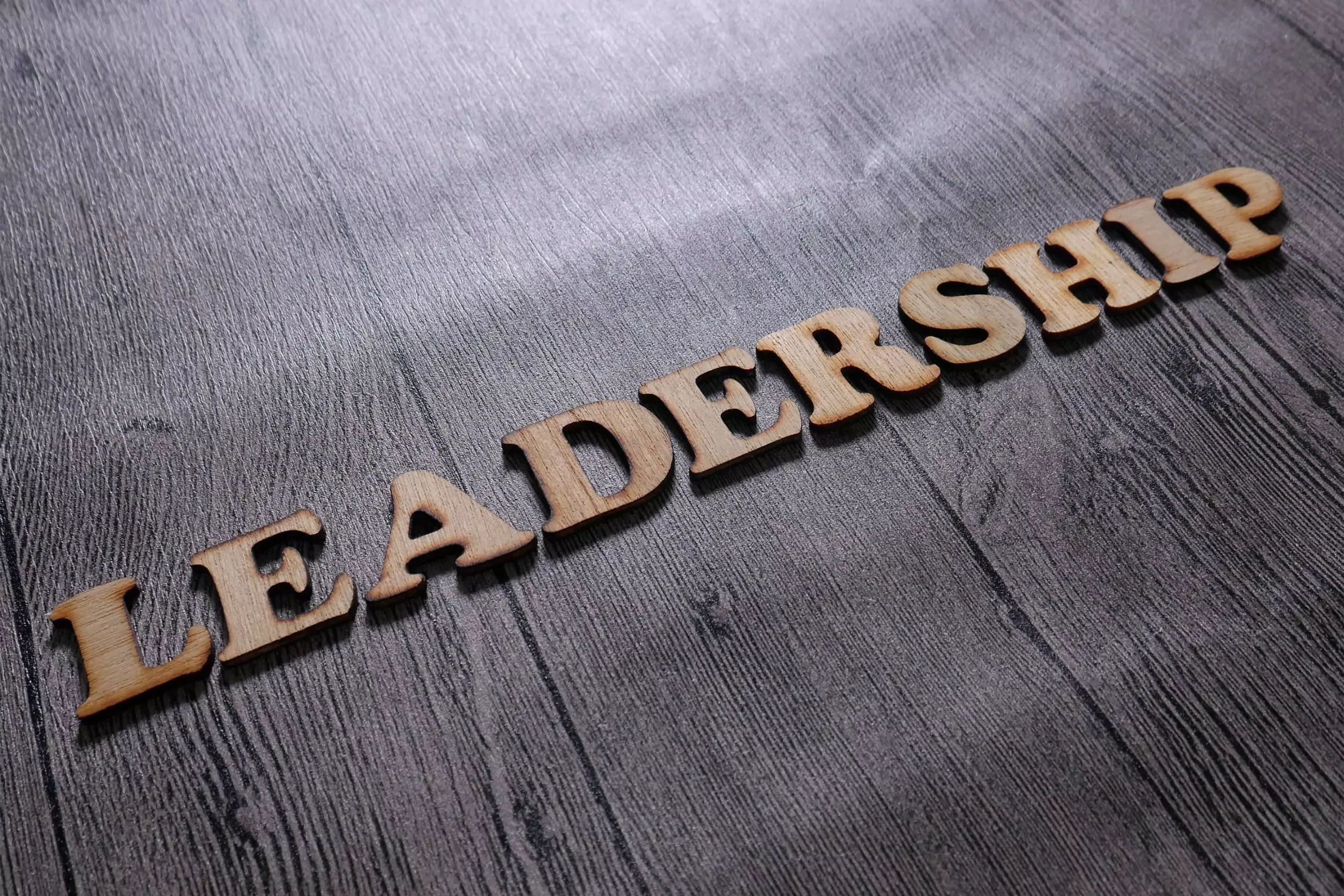 Cómo convertirse en un buen líder: estrategias y consejos prácticos de liderazgo