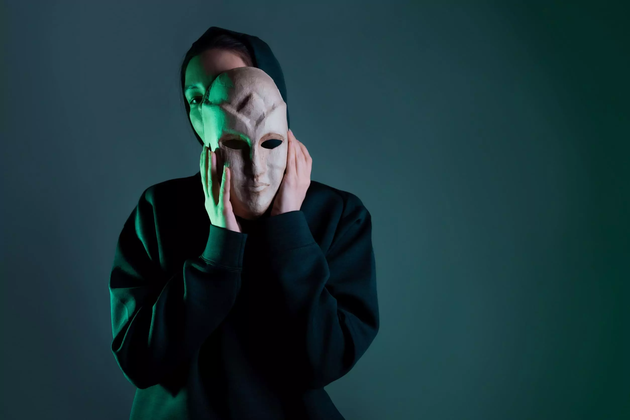 Patrones de cuentas falsas en internet