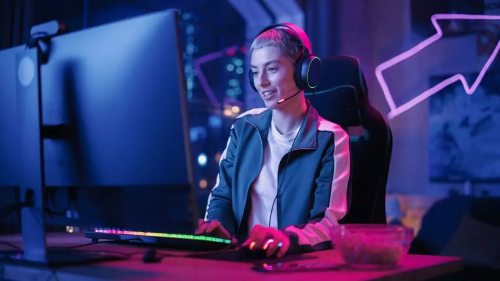 Imagen de un streamer en Twitch interactuando con su público en tiempo real.