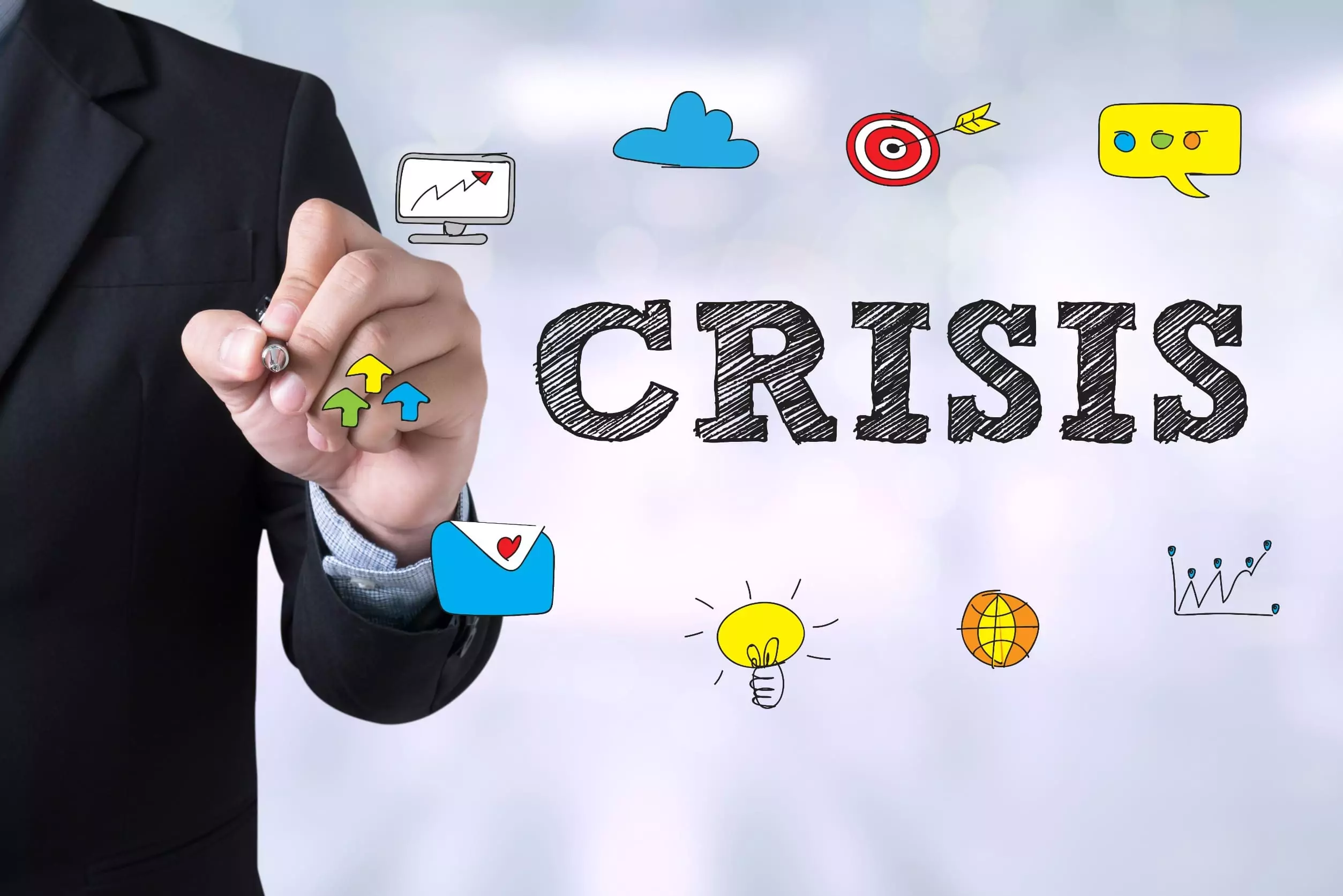 El rol del community manager en la gestión de crisis digitales y cómo un especialista en crisis es esencial