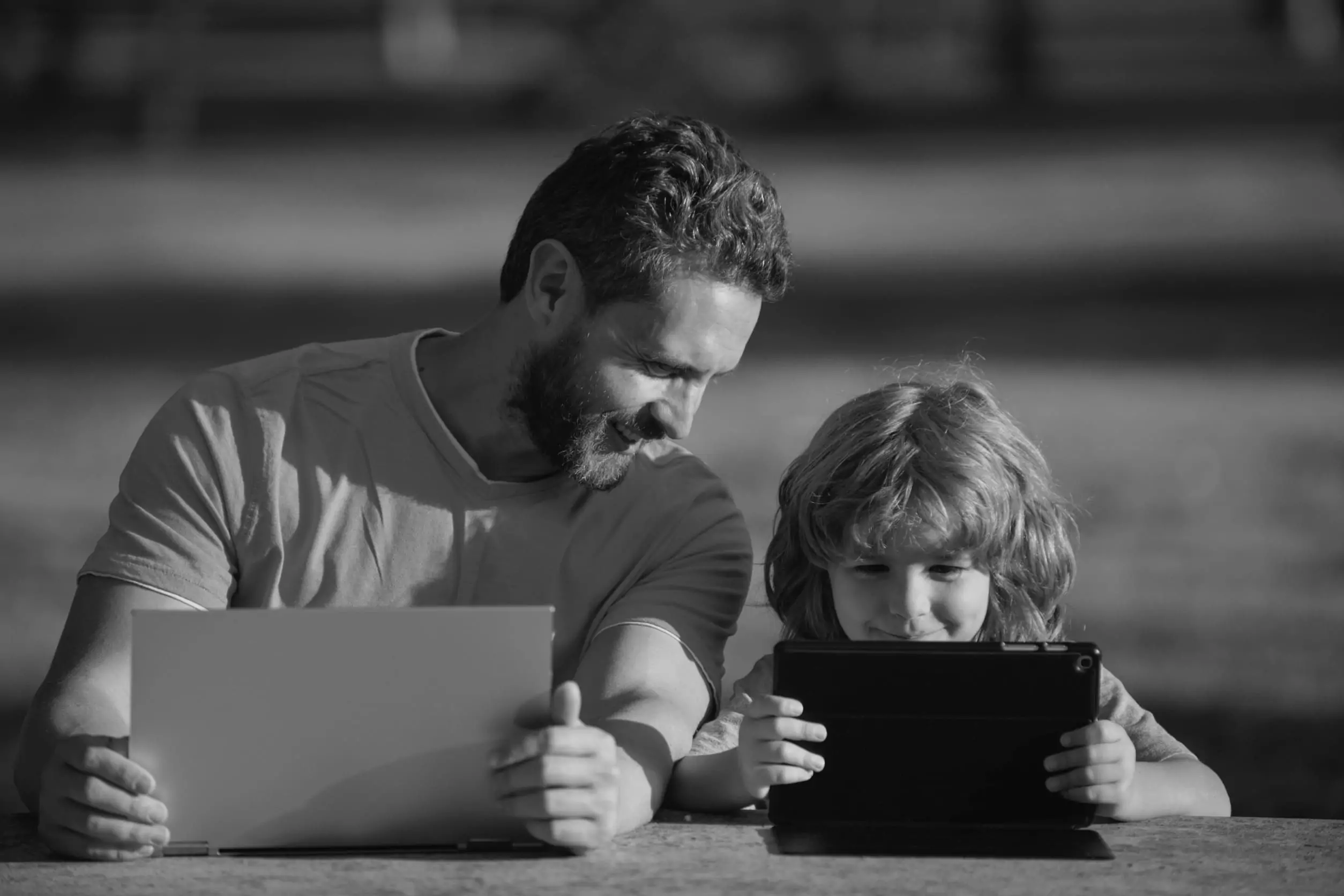 Niños seguros en línea usando Qustodio