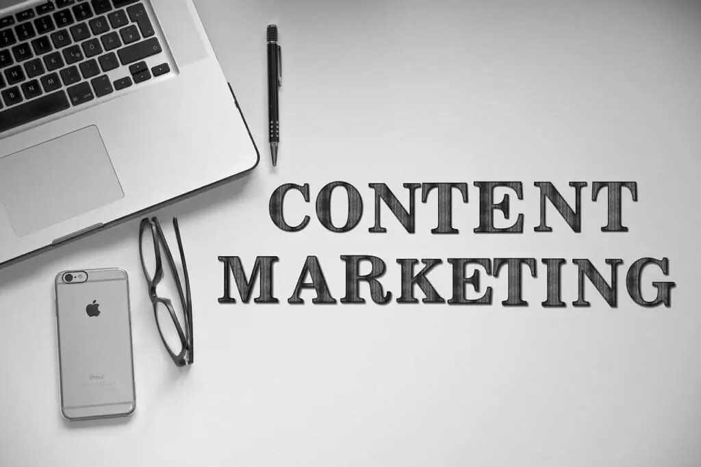 Estrategia digital efectiva para dominar la temporada alta